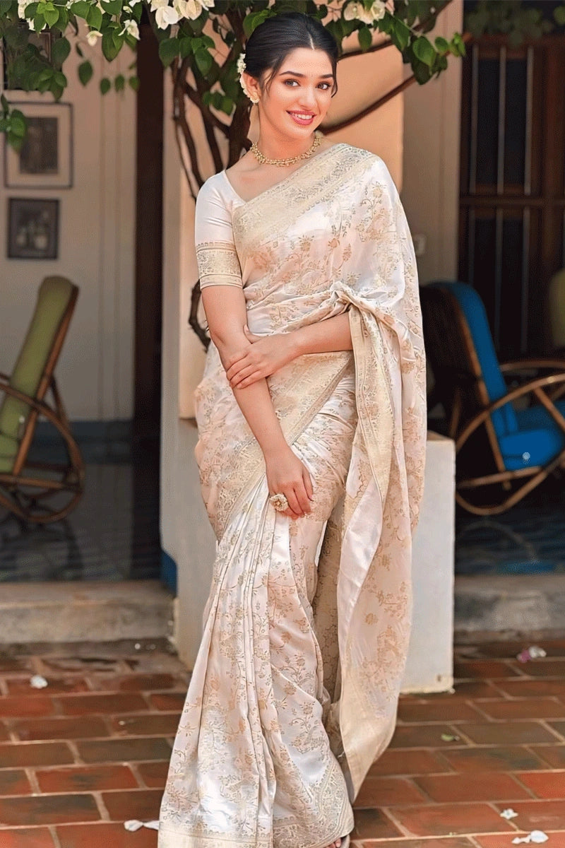 South Actress Krithi Shetty Silk Saree For Wedding