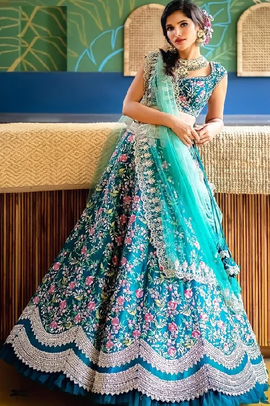 Unique lehenga for sisters wedding Firozi 2021